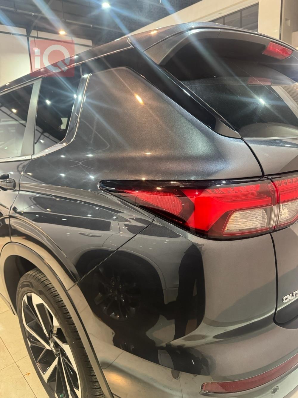 ميتسوبيشي اوتلاندر